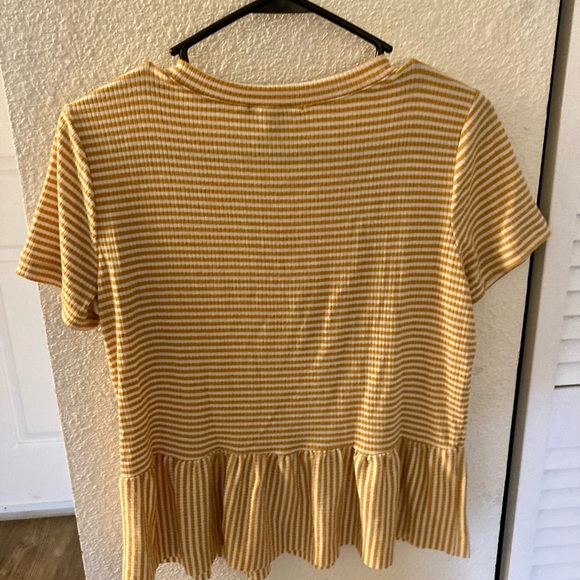Forever21 shirt - Picture 2 of 3